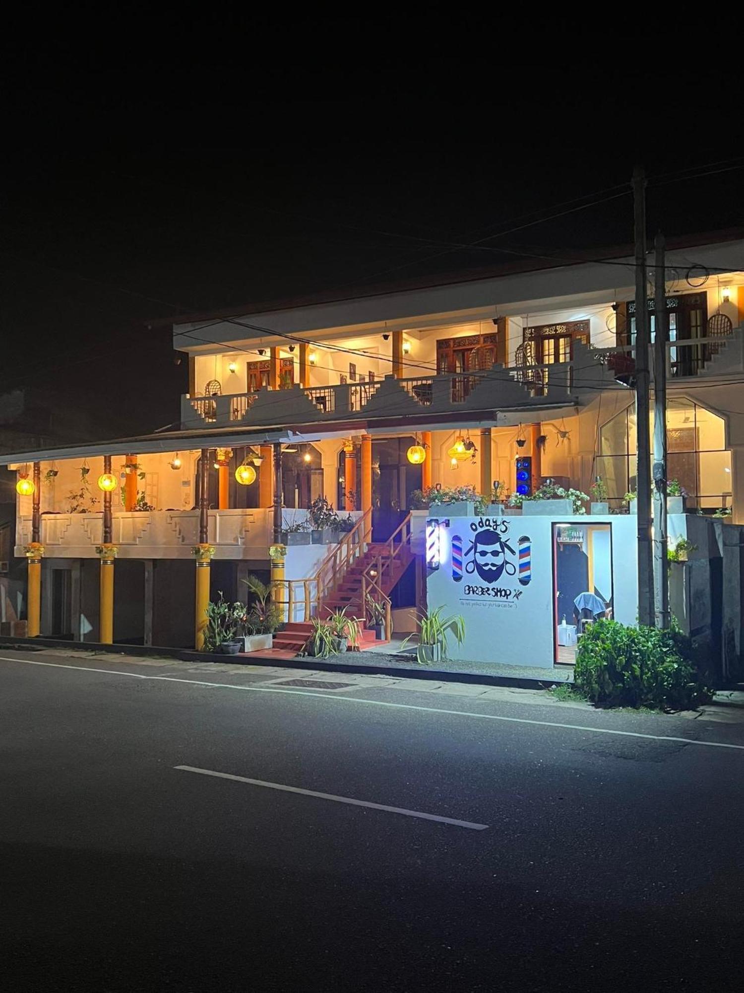 Hummus Hostel Хіккадува Екстер'єр фото
