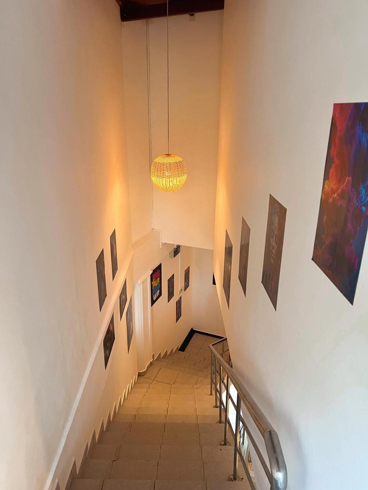 Hummus Hostel Хіккадува Екстер'єр фото